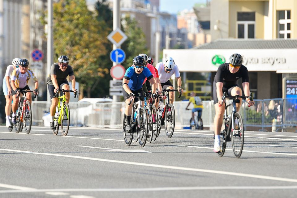 Фото 6da3f8b7719b4413bc80f37ff187e643 с события Cyclingrace Вечернее Садовое