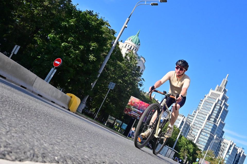 Фото 4e176b2dd2ae4f34bd8695c8f57466f7 с события Cyclingrace Вечернее Садовое