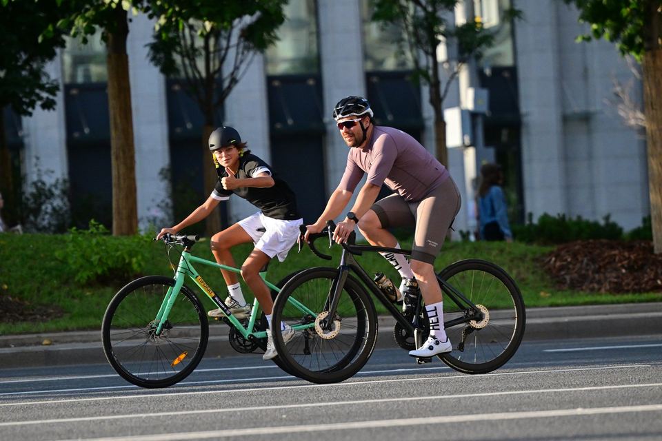 Фото 8bef5bc04d77489cb30f46bfae8a2c7b с события Cyclingrace Вечернее Садовое