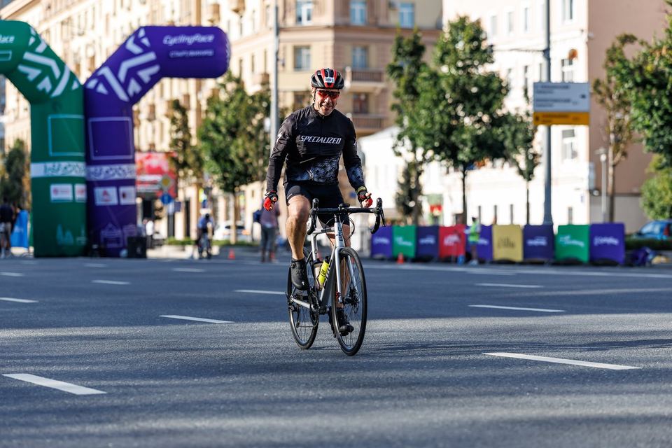 Фото de2fcd45989142e485a0572f4e4c9719 с события Cyclingrace Вечернее Садовое