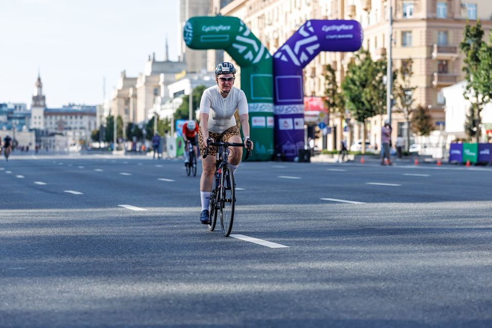 Фото 5289b606269547cc80249b4d03fb6e8a с события Cyclingrace Вечернее Садовое