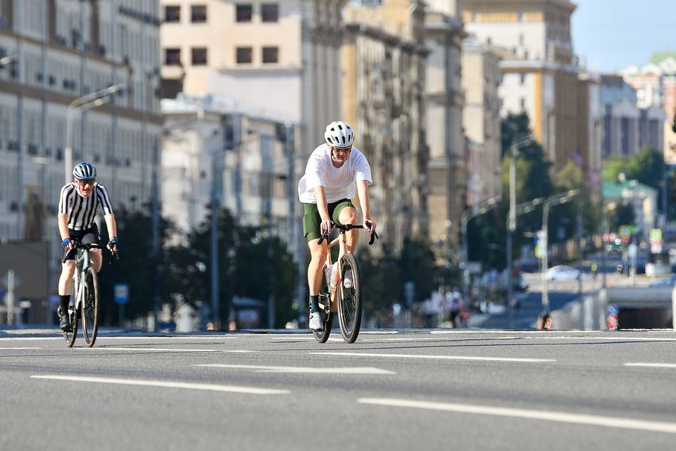 Фото a6ab183f5cd84342b16d5d6b22283398 с события Cyclingrace Вечернее Садовое