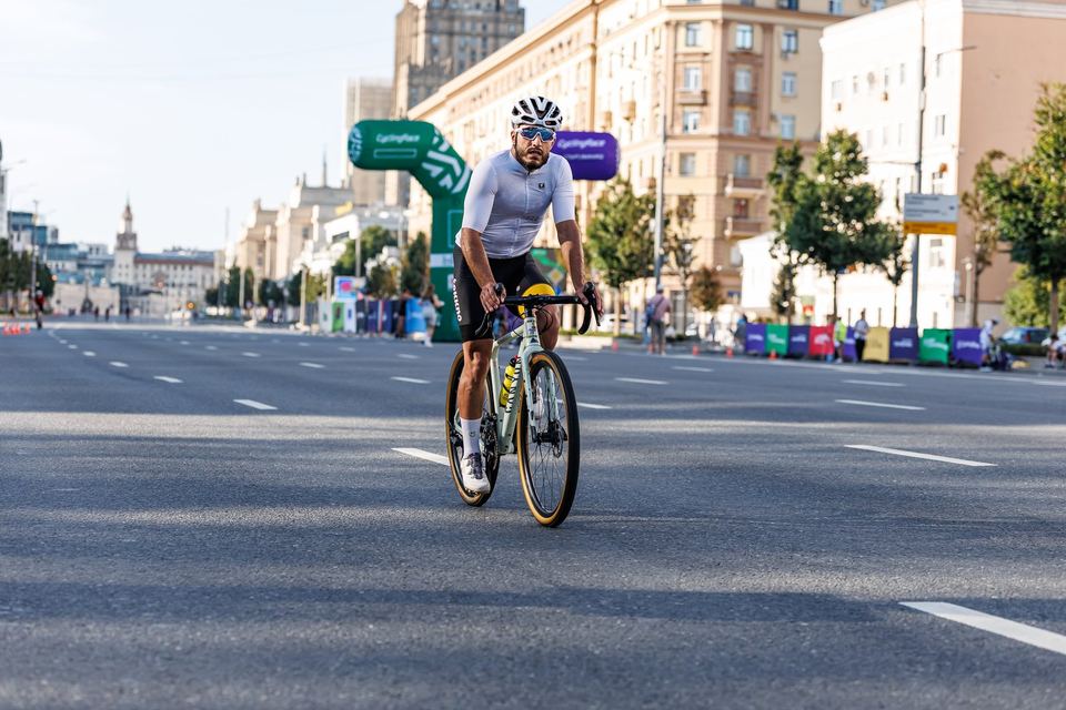 Фото a4b3e903a8e04c76a6b3f70bd319fa85 с события Cyclingrace Вечернее Садовое