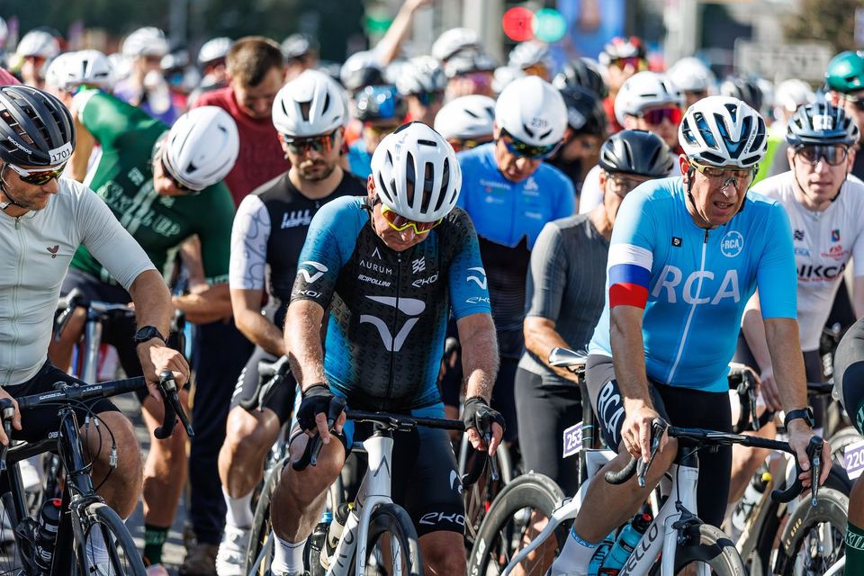 Фото 0575b7aaa5684767b5e087e567bc48a5 с события Cyclingrace Вечернее Садовое
