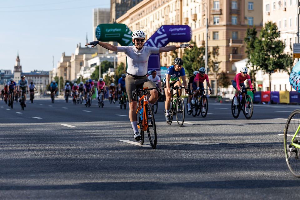 Фото a0aa6cd1a4f543bdb27a061e03b8e914 с события Cyclingrace Вечернее Садовое