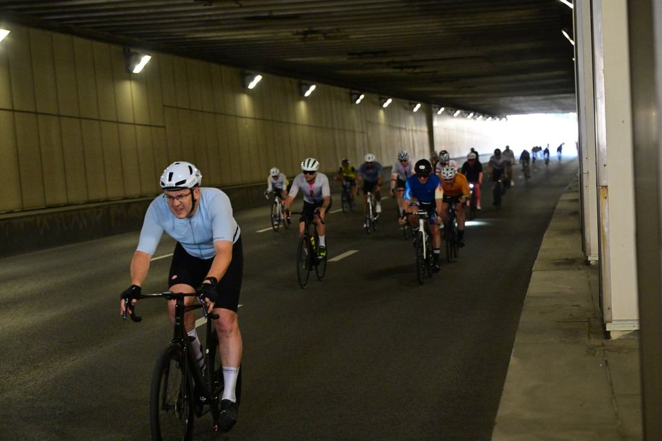 Фото 54be406b19e64c488b6b688365f4fcfb с события Cyclingrace Вечернее Садовое