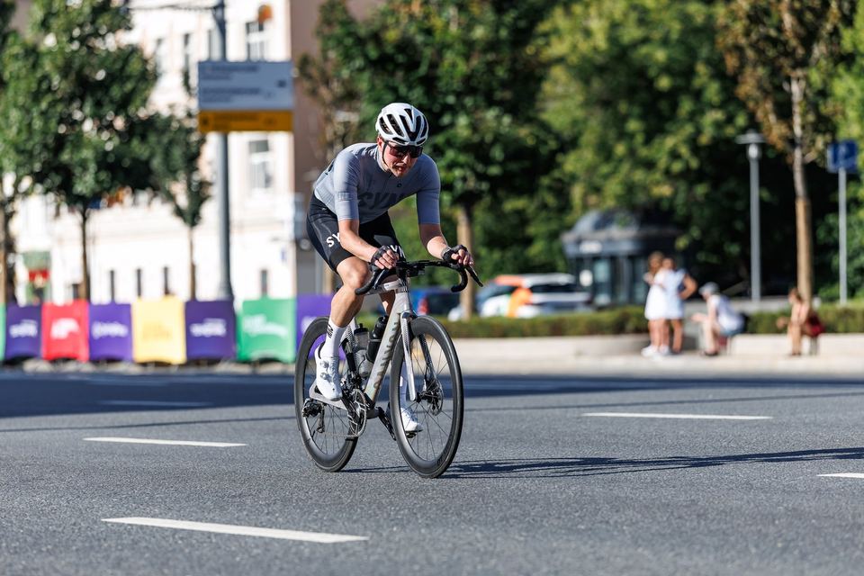 Фото ea35a7517d0c49c49d49c3c12a193149 с события Cyclingrace Вечернее Садовое