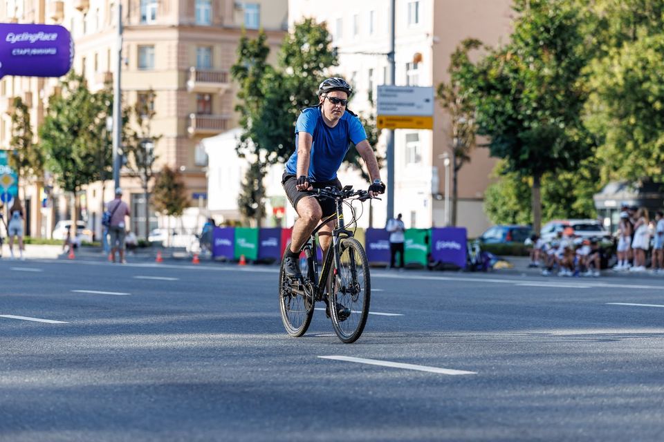 Фото 5634164d4e7a40b38a2e7589ba80df23 с события Cyclingrace Вечернее Садовое