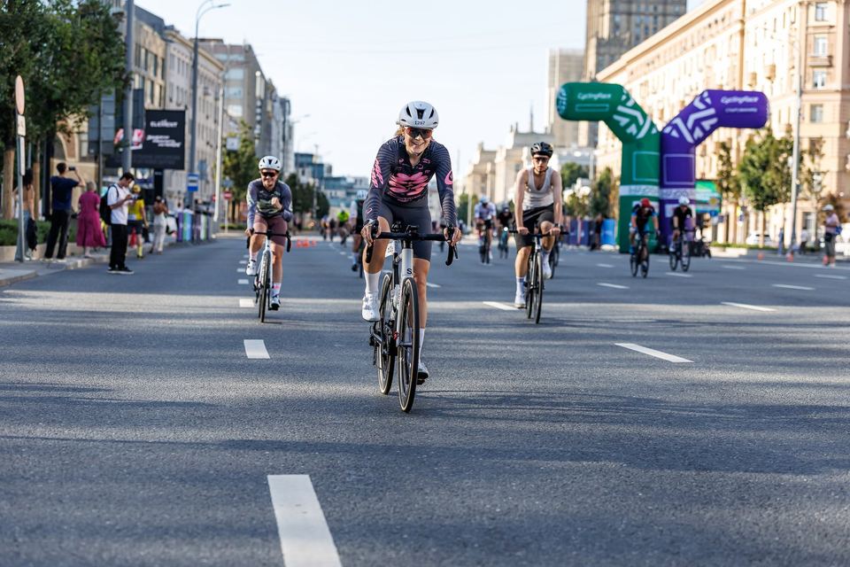 Фото 736b1127b69e4cf389ca91c5fafbb353 с события Cyclingrace Вечернее Садовое