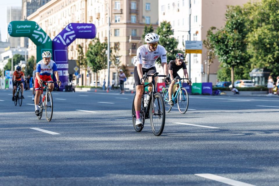 Фото 51b0018c33284c558100cff7179f7b13 с события Cyclingrace Вечернее Садовое