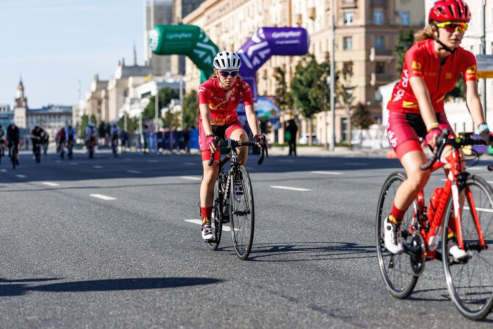 Фото 62b55013d8b242f8b2be9be9bf64ca7e с события Cyclingrace Вечернее Садовое
