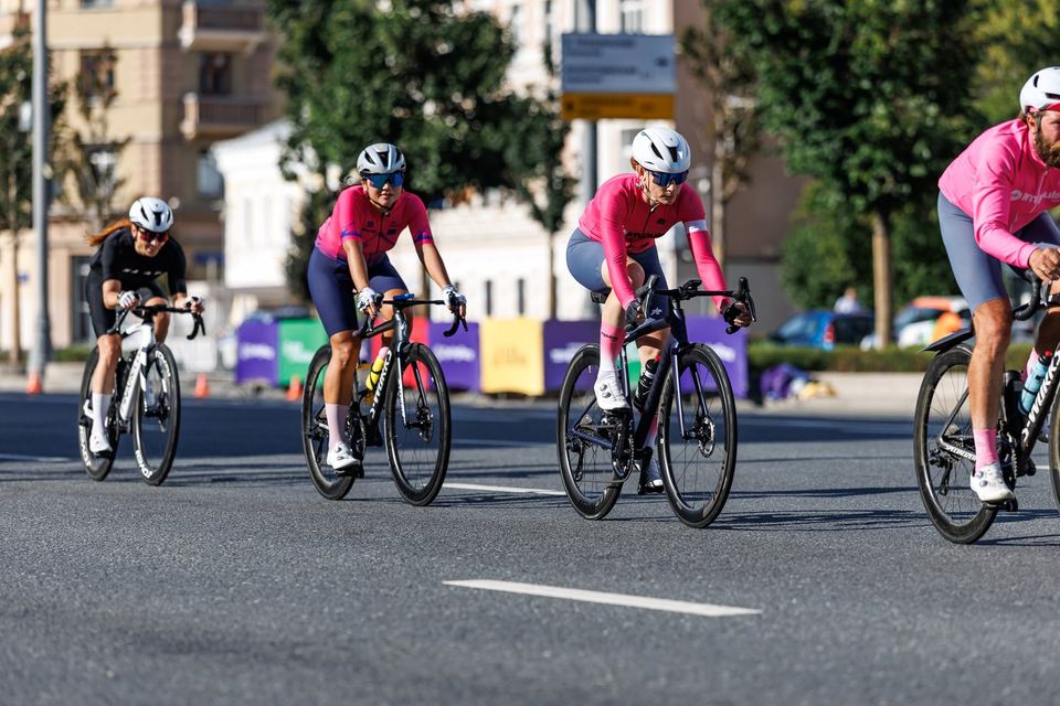 Фото 2a2f8d7363024c00ae4d3efe1584bb52 с события Cyclingrace Вечернее Садовое