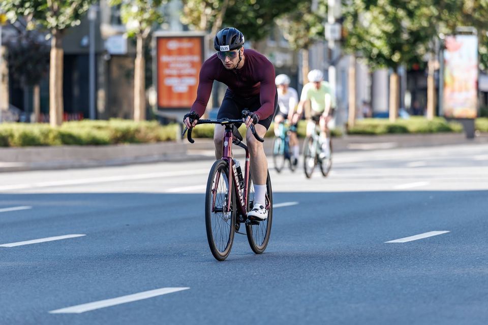 Фото 96f72e3282304dc48794dd17cf1ed166 с события Cyclingrace Вечернее Садовое