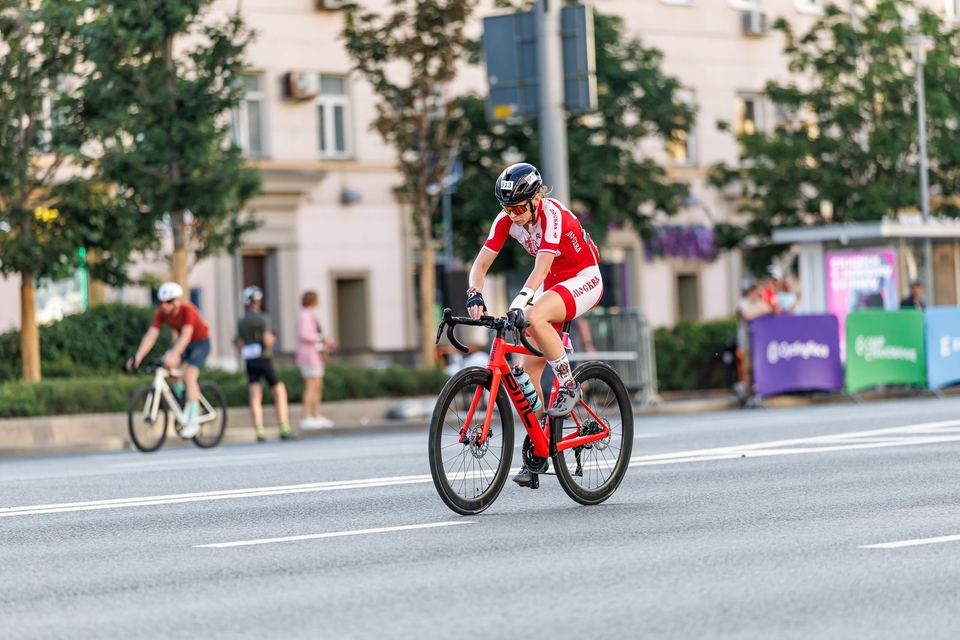 Фото 12caa9345245494ab4cabf081172bb4c с события Cyclingrace Вечернее Садовое