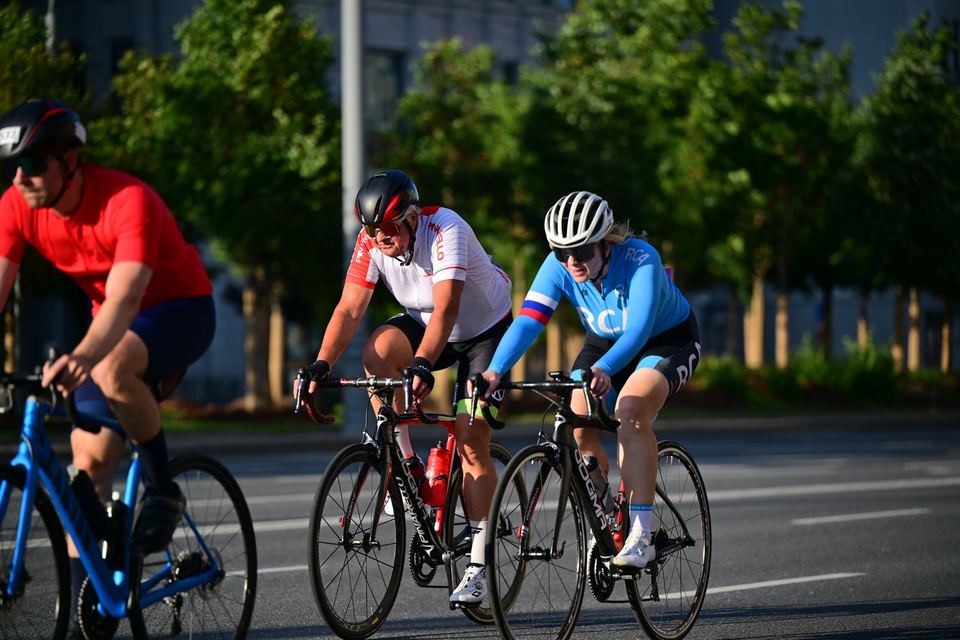Фото d6cc284f4609465d8223f226554f6114 с события Cyclingrace Вечернее Садовое