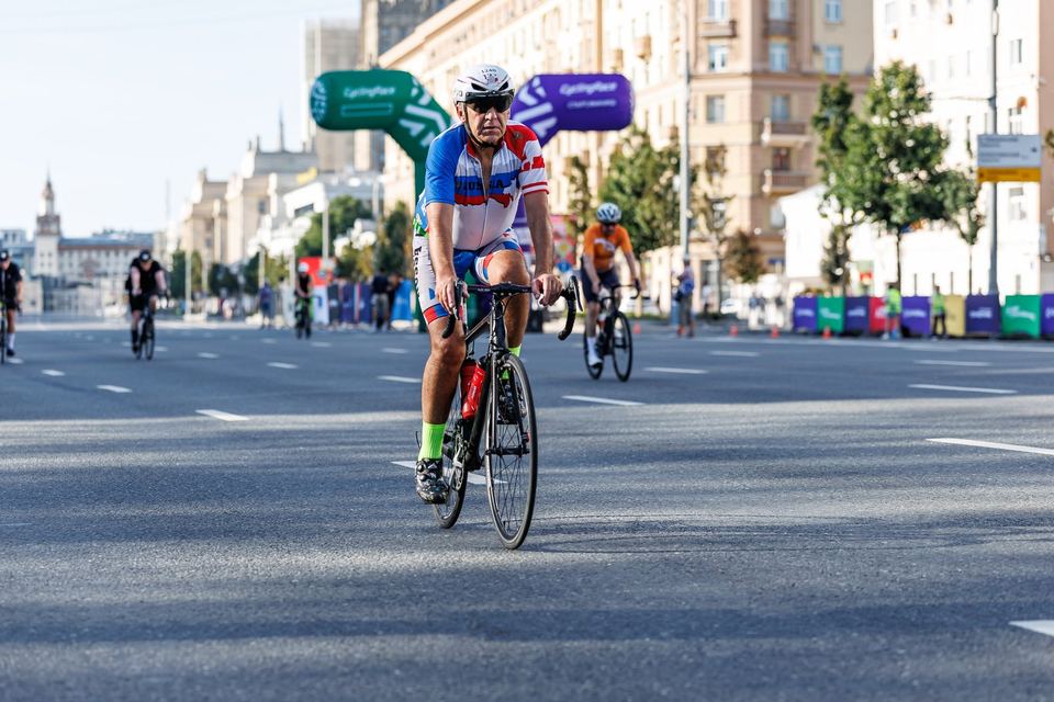 Фото 6d361cc5c865409ca9dd299378f1a045 с события Cyclingrace Вечернее Садовое