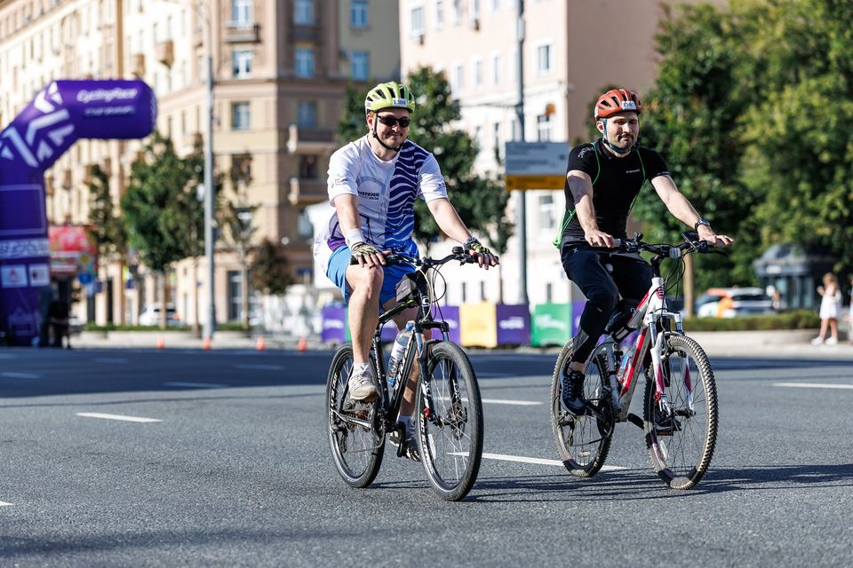 Фото 4b5ae2c5df984843bd5d5a501d2cafb1 с события Cyclingrace Вечернее Садовое