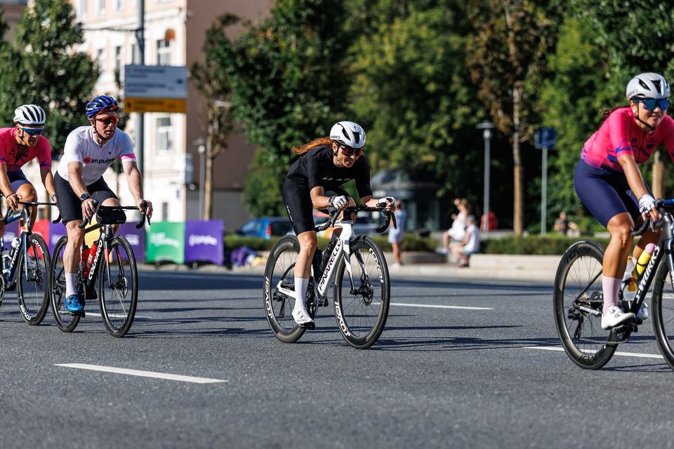 Фото 94d6acc6ff504e5b8f8f121b415c50bc с события Cyclingrace Вечернее Садовое