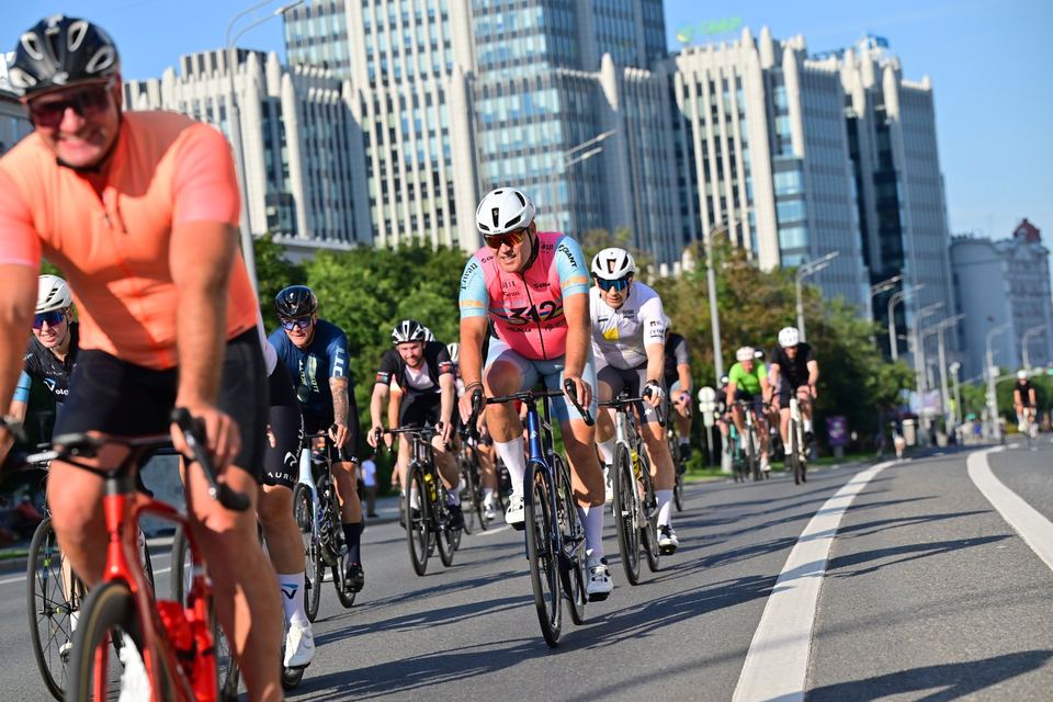 Фото 51b2153aeec24bb3ba1e3c0613737b5c с события Cyclingrace Вечернее Садовое