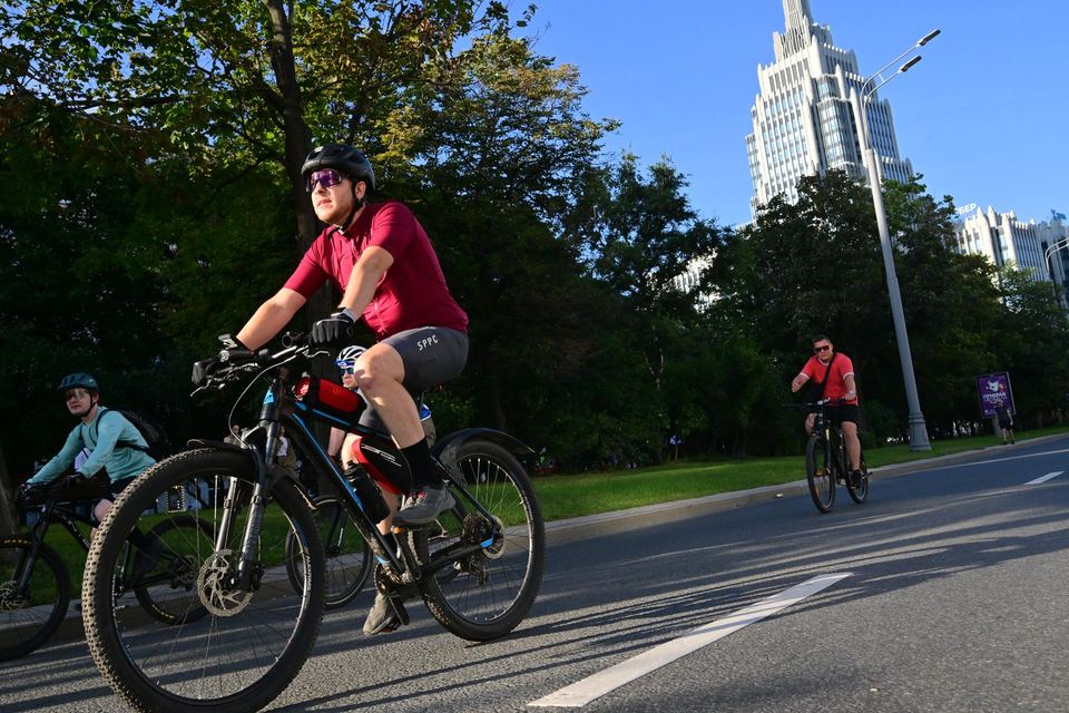 Фото 54c8cc5380fd4ad89f7eaeda6f217a82 с события Cyclingrace Вечернее Садовое