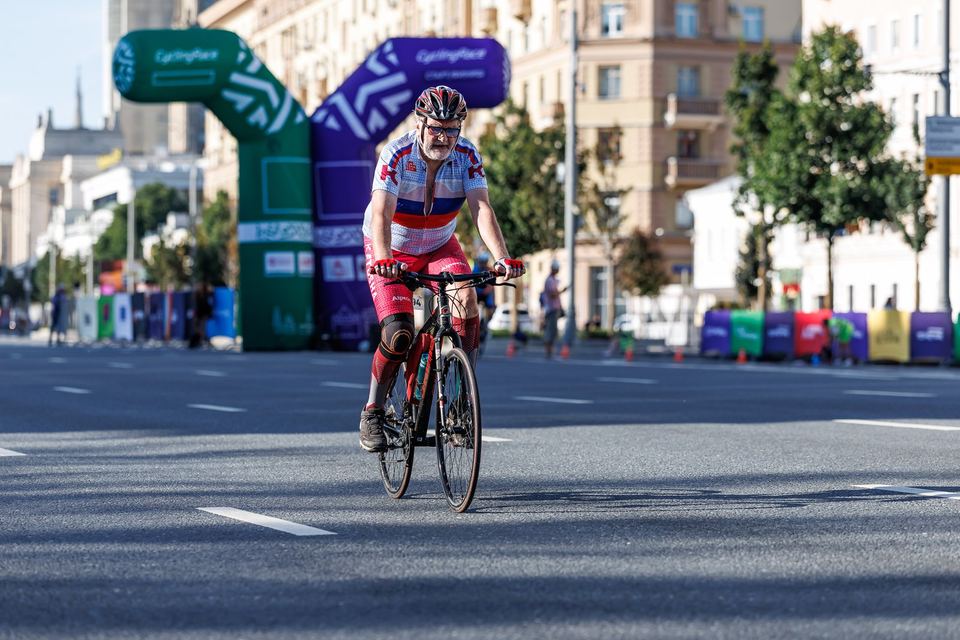 Фото 3df4bb0098124bf99ff67095e44a7eee с события Cyclingrace Вечернее Садовое