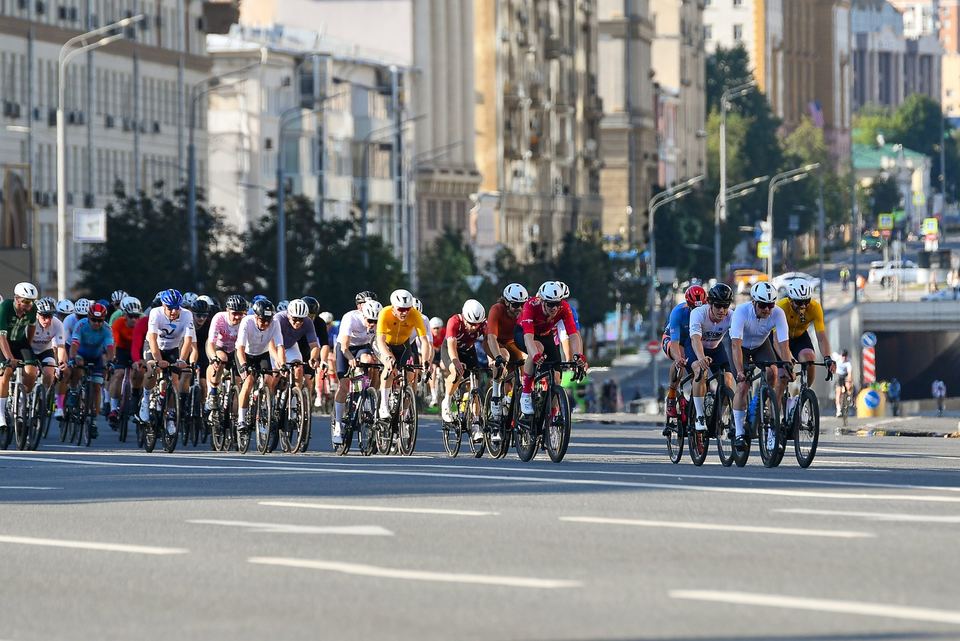 Фото 3b4ad7d0593b4d9bb37990baf2c2f161 с события Cyclingrace Вечернее Садовое