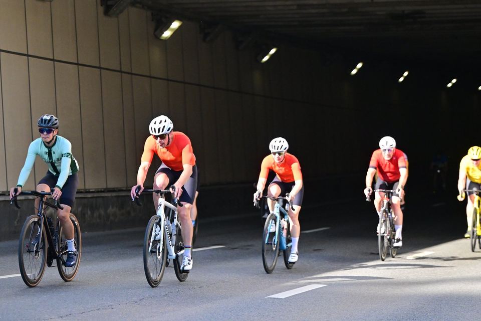 Фото 54e3eb560cc0465cbf064d63118733be с события Cyclingrace Вечернее Садовое