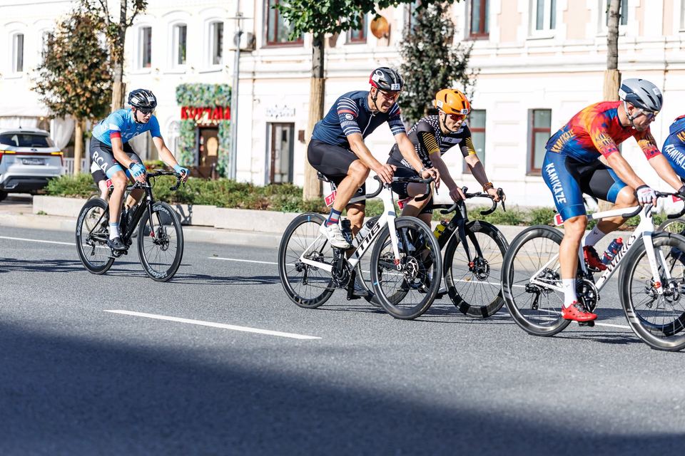 Фото 5bd892e414224a38abf4ab20b8f3ed03 с события Cyclingrace Вечернее Садовое