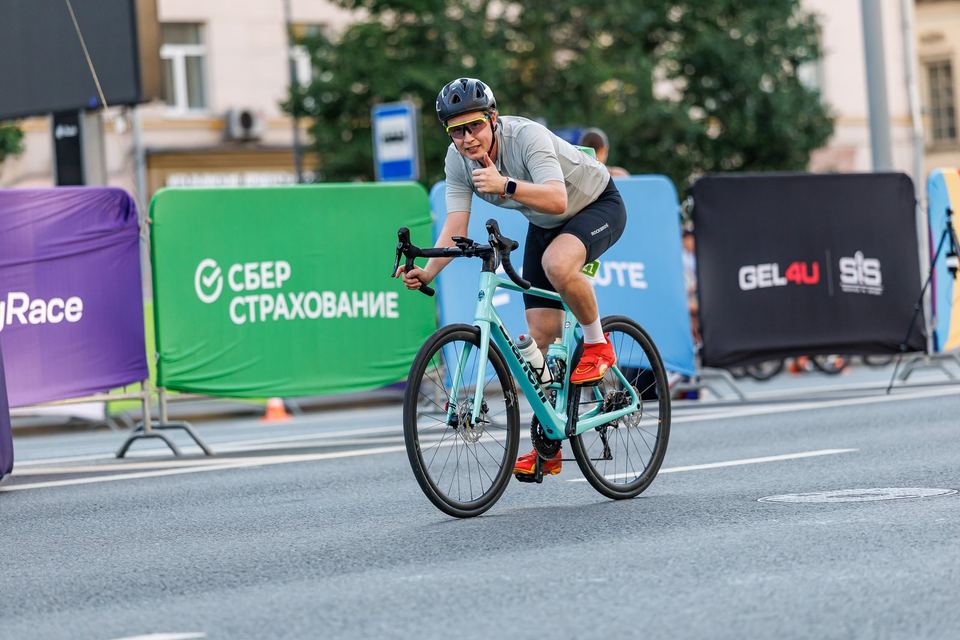 Фото 584000600f41407da1ff484c9b192713 с события Cyclingrace Вечернее Садовое