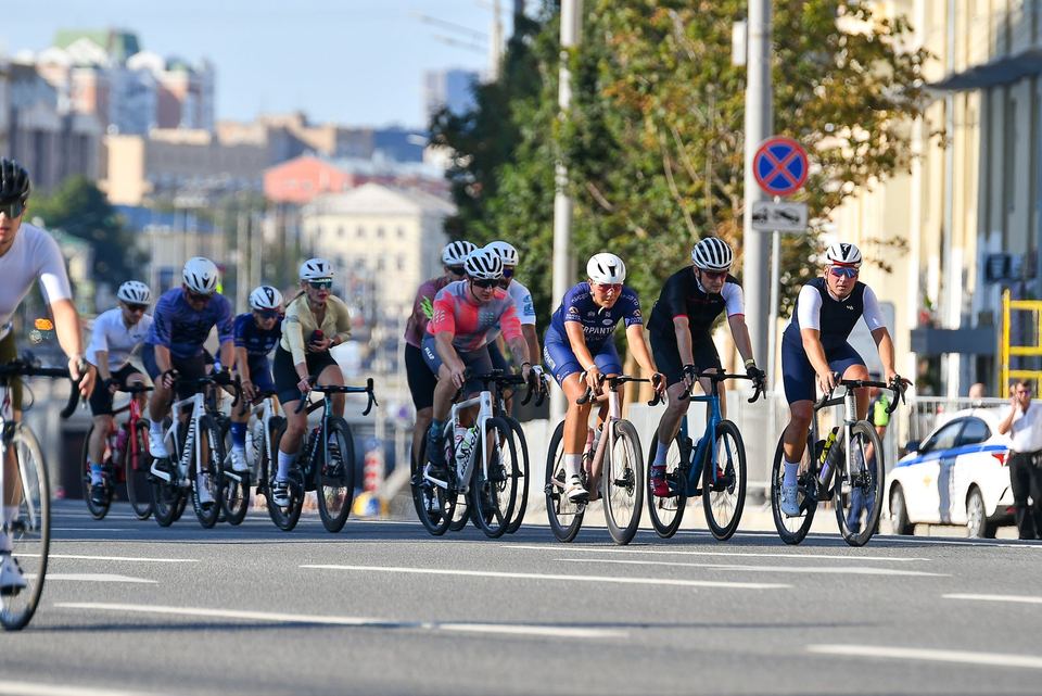 Фото b3e5eb620009496da3041aa5b0c62617 с события Cyclingrace Вечернее Садовое