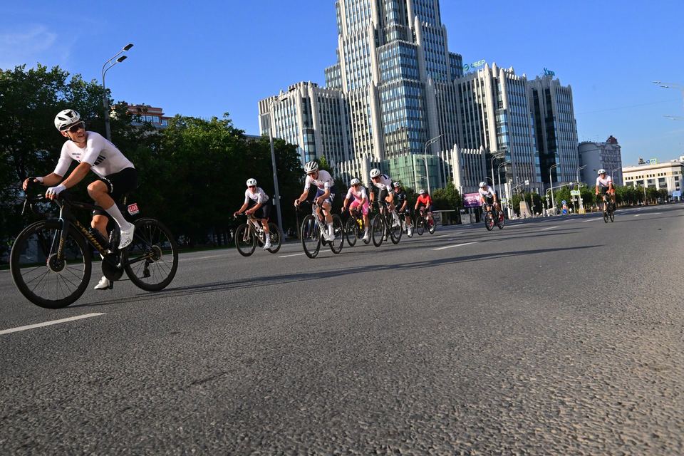Фото 2136d918fe9a4cd09097d4275c93d58c с события Cyclingrace Вечернее Садовое