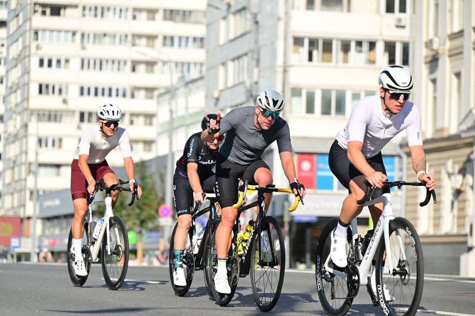 Фото 192d6d5f2f04415ab6763906e56fb12c с события Cyclingrace Вечернее Садовое