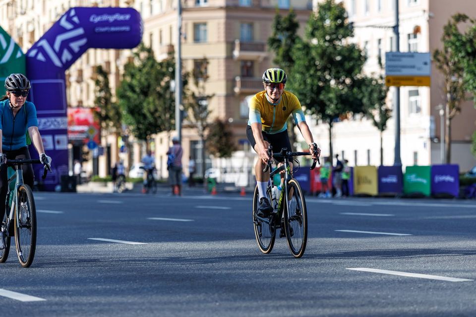 Фото 9a57261f765d4749932d492725ba06ab с события Cyclingrace Вечернее Садовое