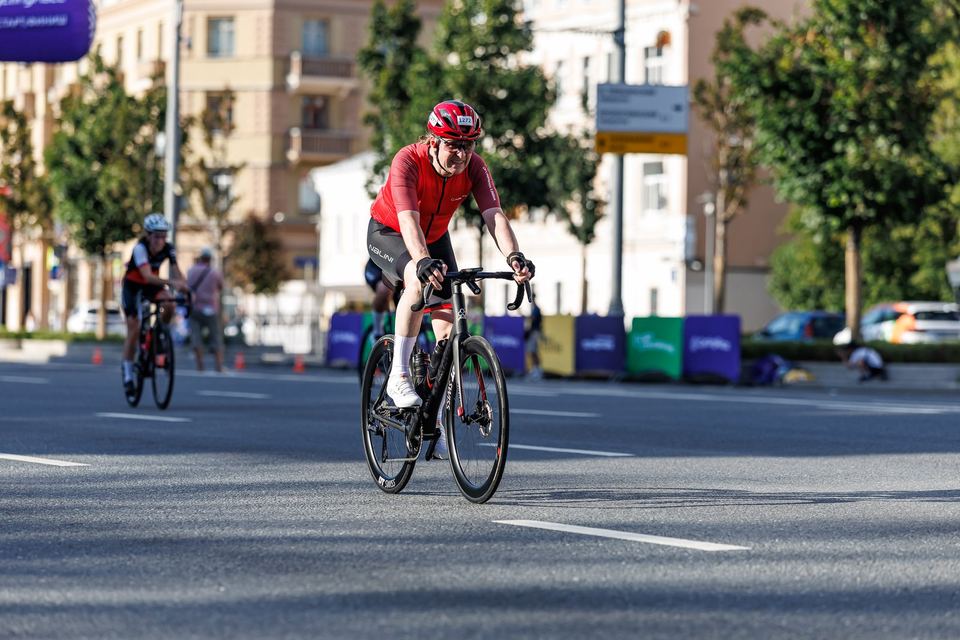 Фото 8f0fa4bf06ed4df9b15ef723ab1ed263 с события Cyclingrace Вечернее Садовое