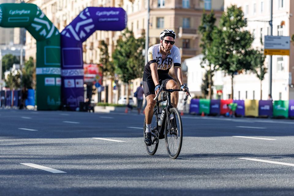 Фото af6cf83f607c4f67888cb1fb04fa7cb4 с события Cyclingrace Вечернее Садовое