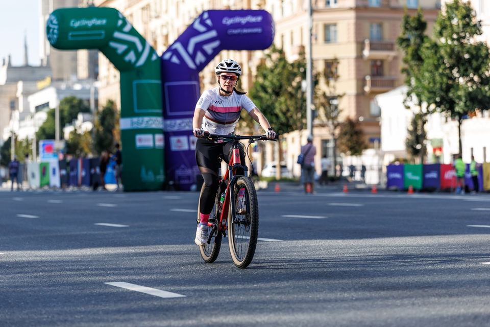 Фото f29283ab939240d4b79a838fb4ecc0d7 с события Cyclingrace Вечернее Садовое