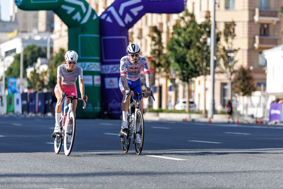 Фото 07b77d300a2f4fa89af19eadbe538ba6 с события Cyclingrace Вечернее Садовое