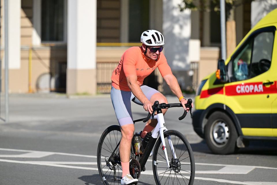 Фото 7a53f166a93b414ba1bd6fb7b525734c с события Cyclingrace Вечернее Садовое