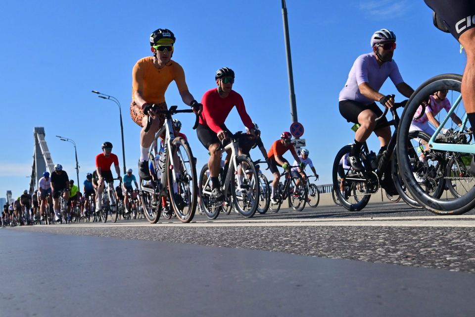 Фото 51910258dd3f430484c5fc69497b4e65 с события Cyclingrace Вечернее Садовое