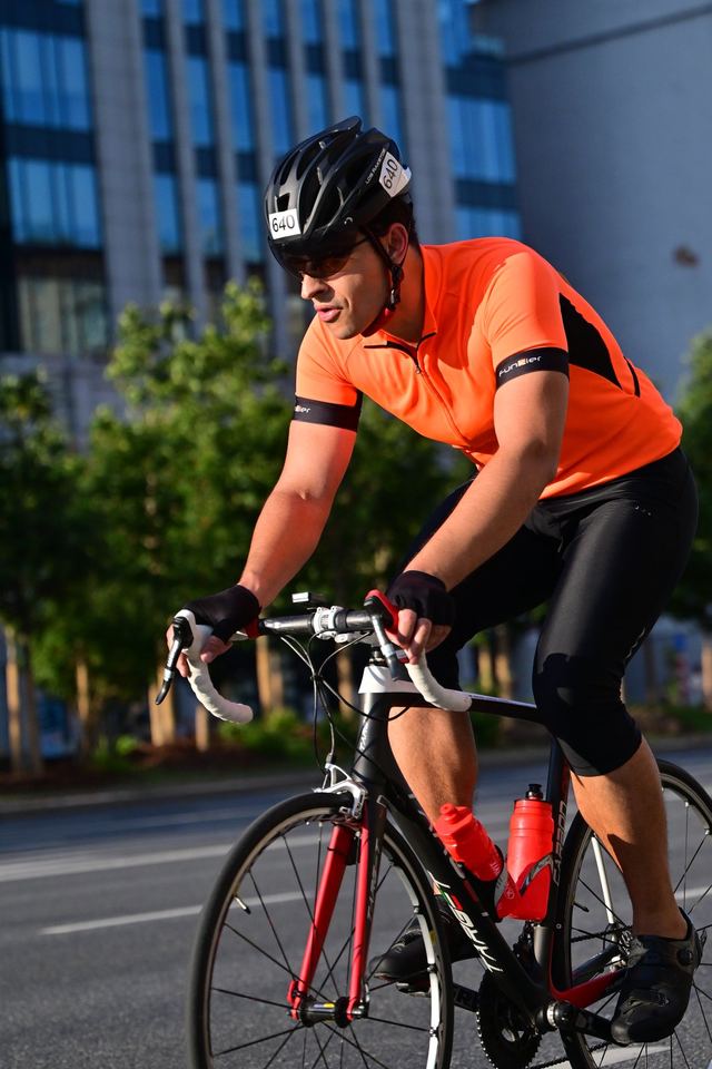 Фото 4e0fef33af9d47adb9b15d9a442d7414 с события Cyclingrace Вечернее Садовое