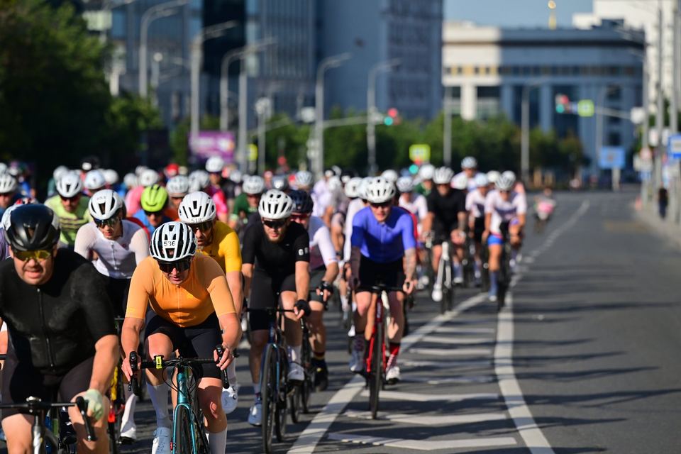 Фото a62b1331bcc24eaeb49230be2465885b с события Cyclingrace Вечернее Садовое