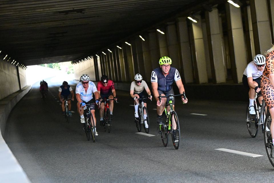 Фото 3e8ec1f18eb7462aa4780156788fa388 с события Cyclingrace Вечернее Садовое