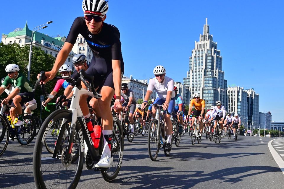 Фото 54c2a3203f1a4c35a50e9905bfb20189 с события Cyclingrace Вечернее Садовое