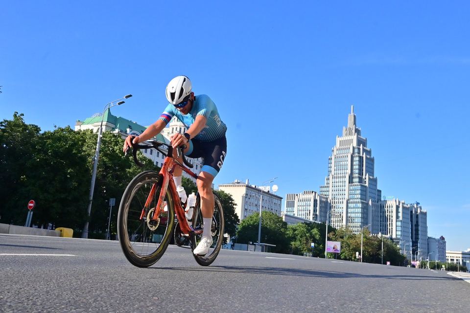 Фото 1f2345092eab4f3ba2a0d6b635ed3f20 с события Cyclingrace Вечернее Садовое
