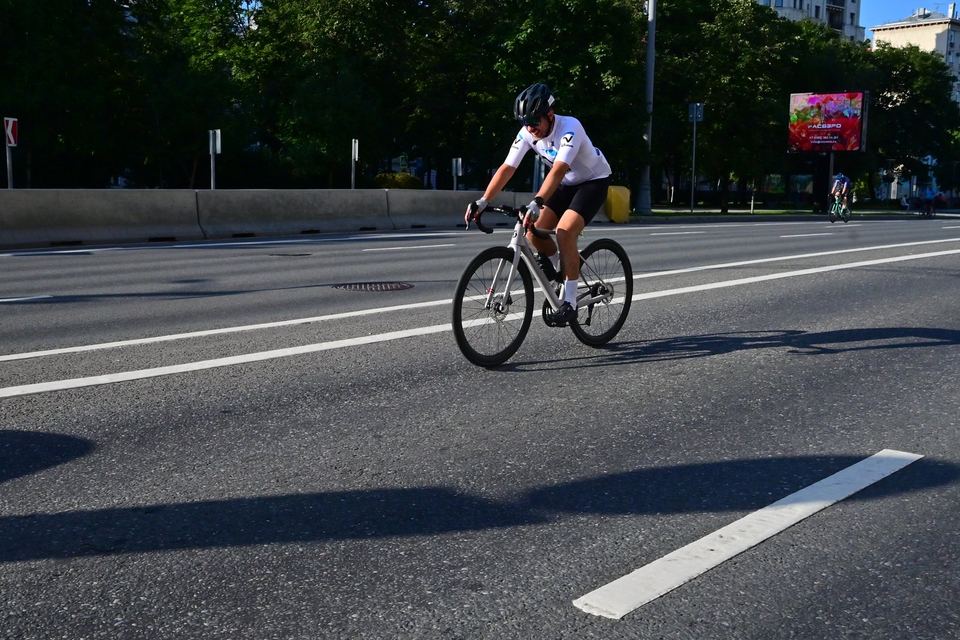 Фото 38a97488e4924d3a9934bf699bf72683 с события Cyclingrace Вечернее Садовое