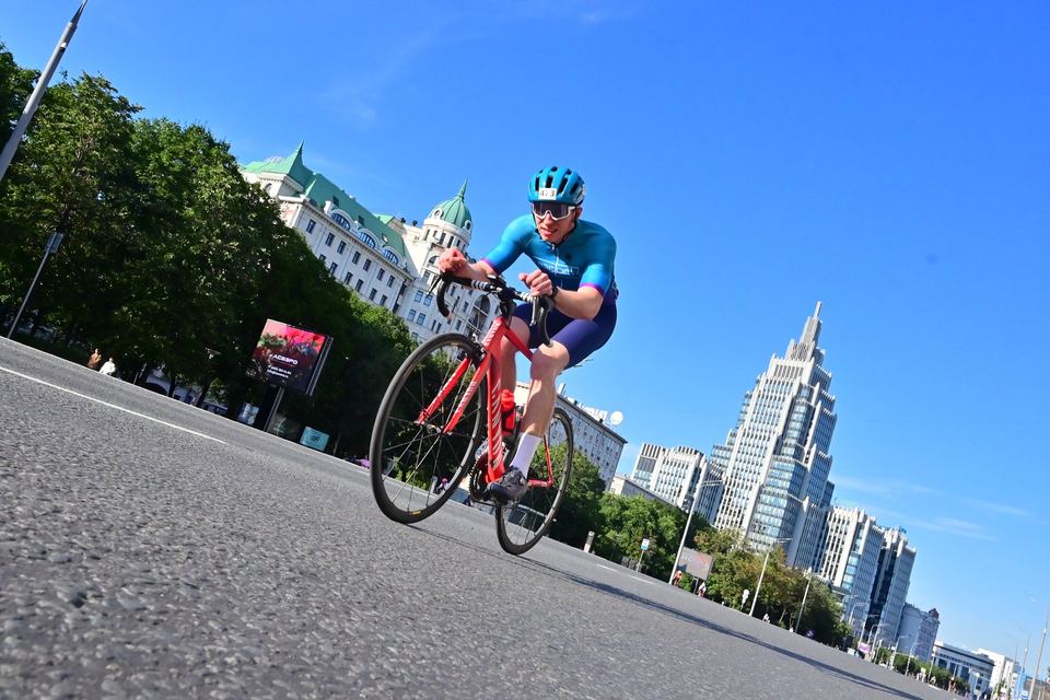 Фото 4ea28048f9684a3085a5e44b8db93079 с события Cyclingrace Вечернее Садовое