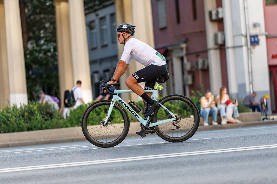 Фото e2ea0012e03147f8bb7b7c527e117b70 с события Cyclingrace Вечернее Садовое