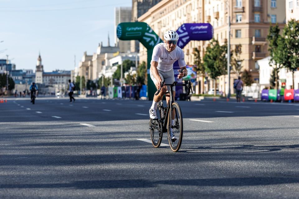 Фото d6965f4f394d4826a25a6e9976e881d6 с события Cyclingrace Вечернее Садовое