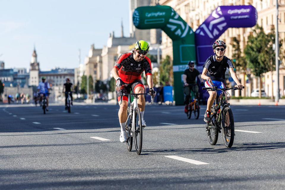 Фото f5bfc569215f4e27b8dc6821ea88d189 с события Cyclingrace Вечернее Садовое