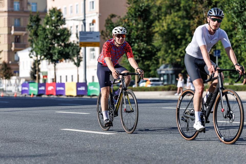Фото 2b1ab17334d2429587c6b4d34eb56e09 с события Cyclingrace Вечернее Садовое